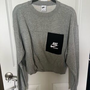 Nike Heather Gray Sweatshirt